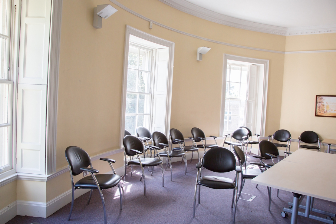 Morning Room, Manor House Library